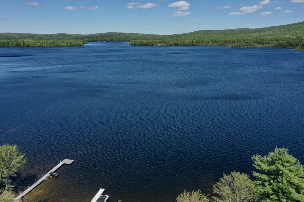 28 Jipson Drive Lincoln ME 04457