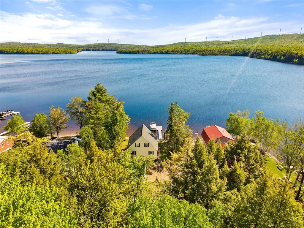 28 Jipson Drive Lincoln ME 04457