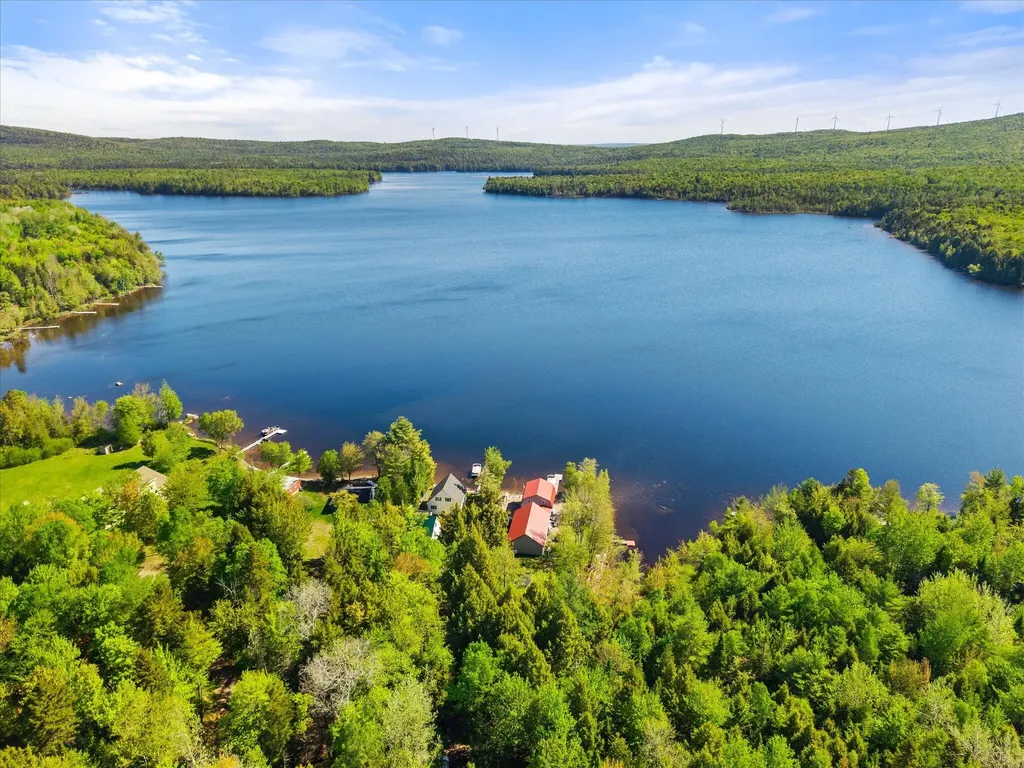 28 Jipson Drive Lincoln ME 04457