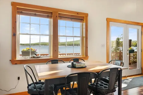 28 Jipson Drive Lincoln ME 04457