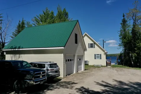 28 Jipson Drive Lincoln ME 04457