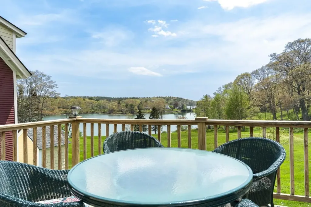 165 Ocean Point Road Boothbay ME 04544