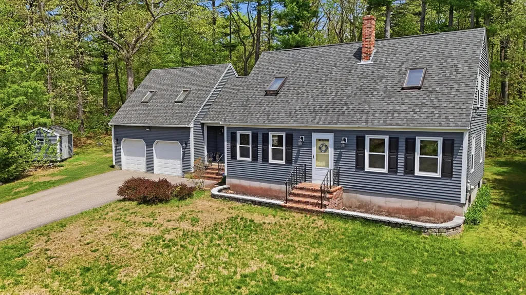 20 Robin Circle Biddeford ME 04005