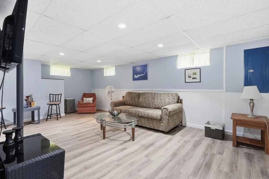20 Robin Circle Biddeford ME 04005