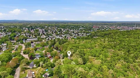 20 Robin Circle Biddeford ME 04005
