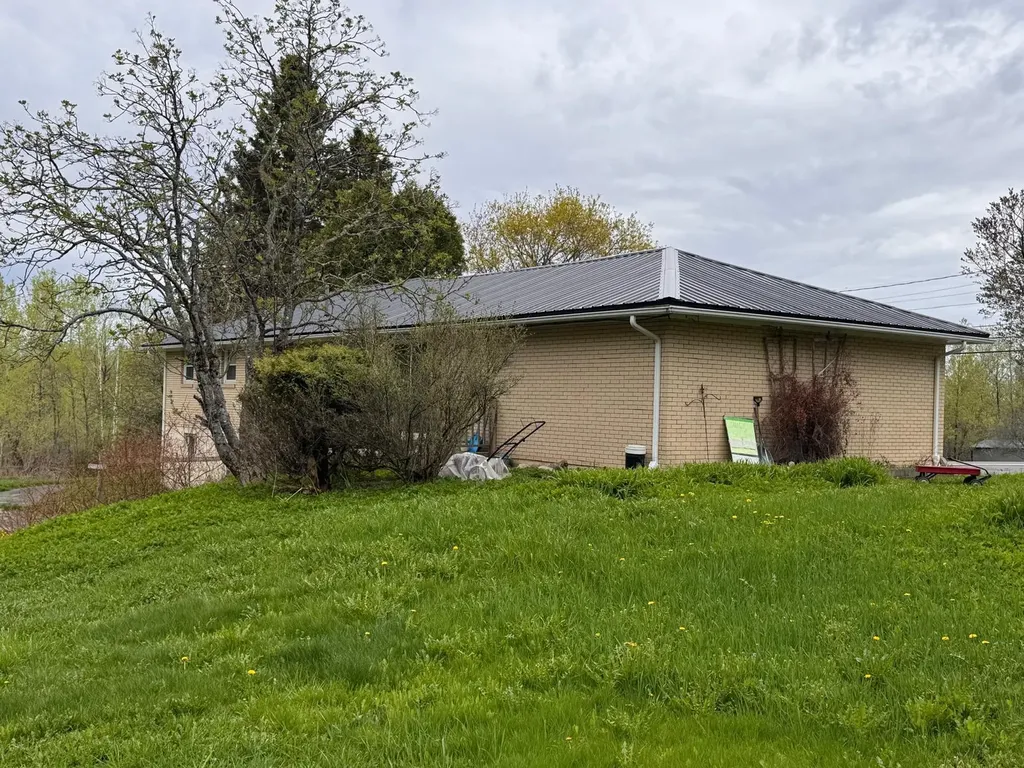 801 State Road Mapleton ME 04757