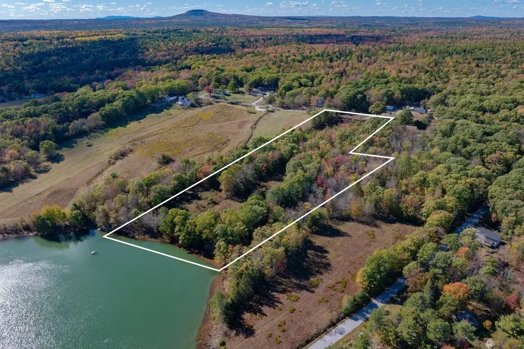Lot 22 Map 17, Lot 22 Morgan Bay Road Surry ME 04684