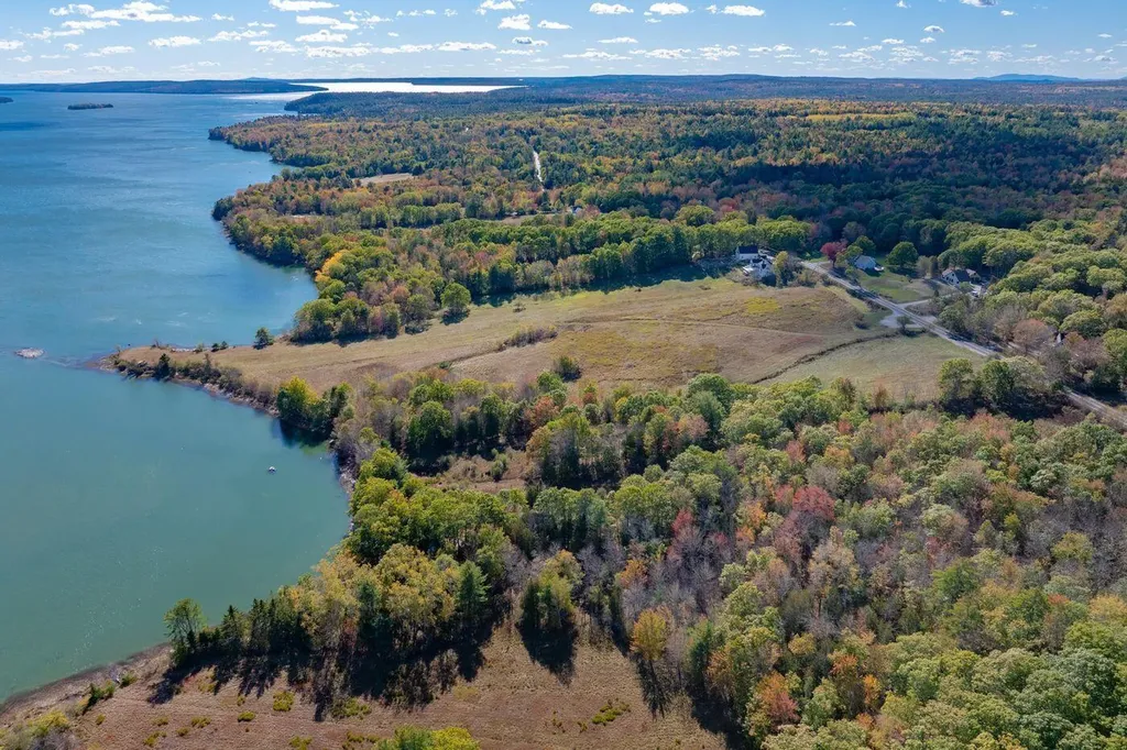 Lot 22 Map 17, Lot 22 Morgan Bay Road Surry ME 04684