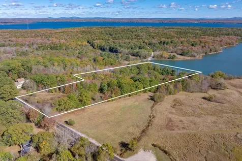 Lot 22 Map 17, Lot 22 Morgan Bay Road Surry ME 04684