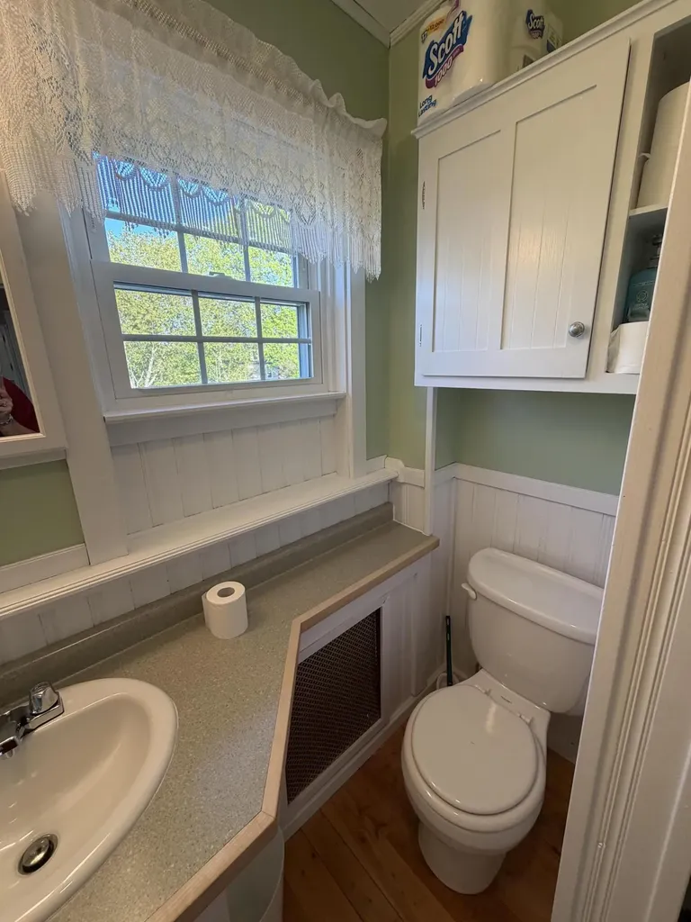 137 Maine Avenue Millinocket ME 04462