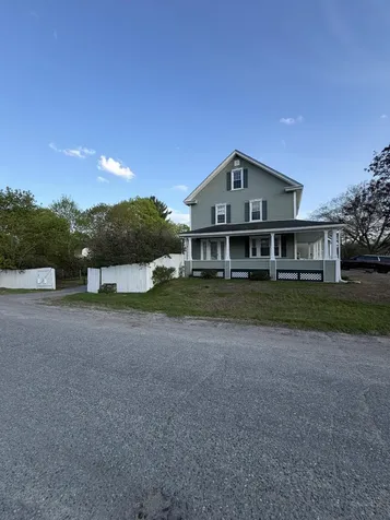 137 Maine Avenue Millinocket ME 04462
