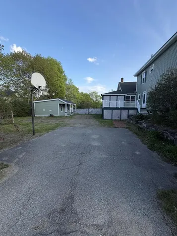 137 Maine Avenue Millinocket ME 04462