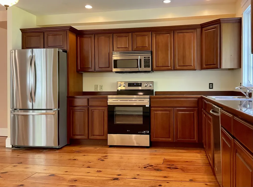 265 Lawrence Road Pownal ME 04069