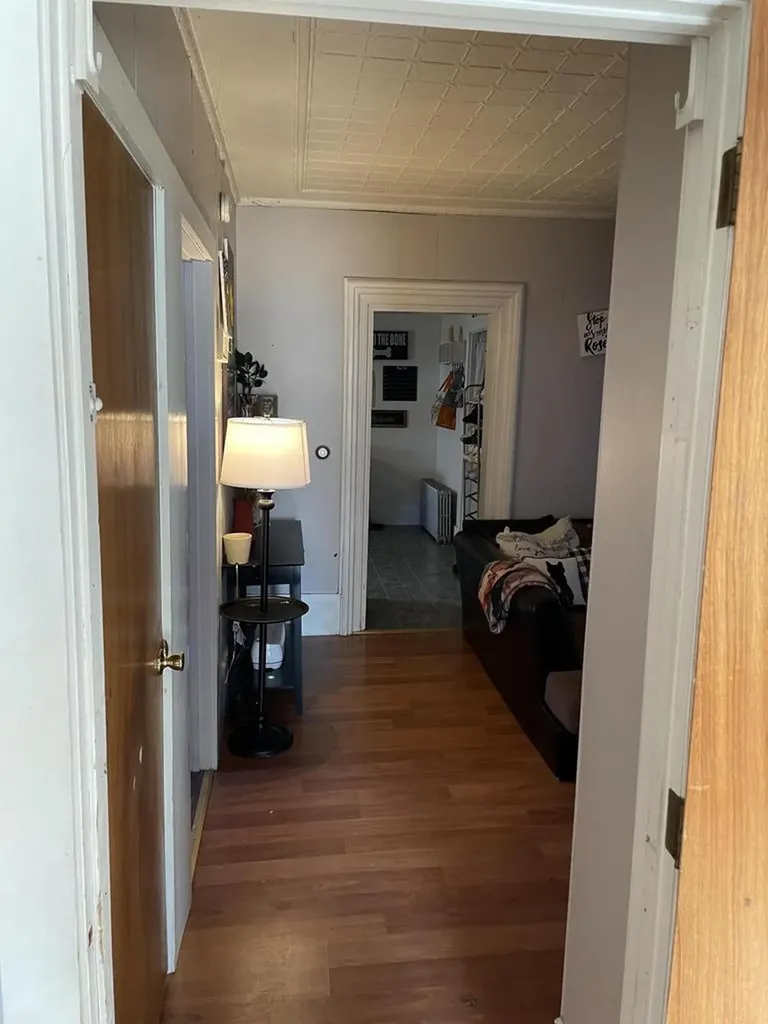 51 Spring Street Gardiner ME 04345