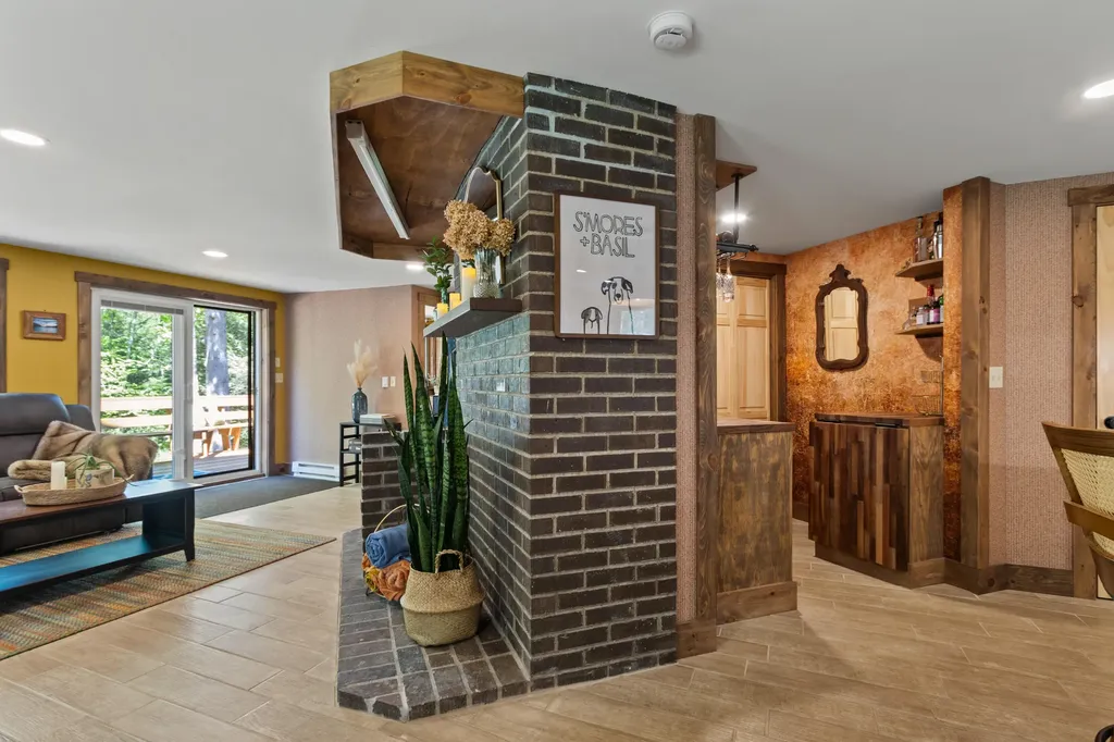 44 Johnson Road Windham ME 04062