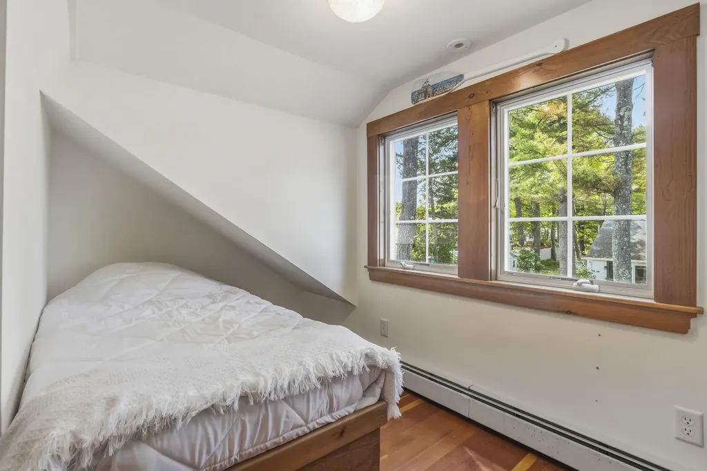 16 Tern Street Ogunquit ME 03907