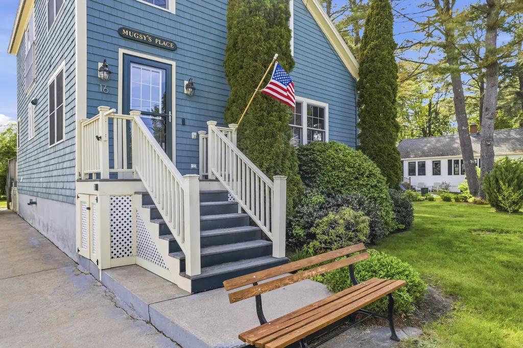 16 Tern Street Ogunquit ME 03907