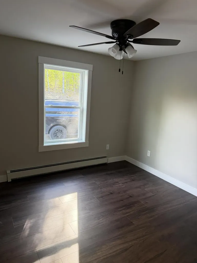 33 Overlook Way W Naples ME 04055