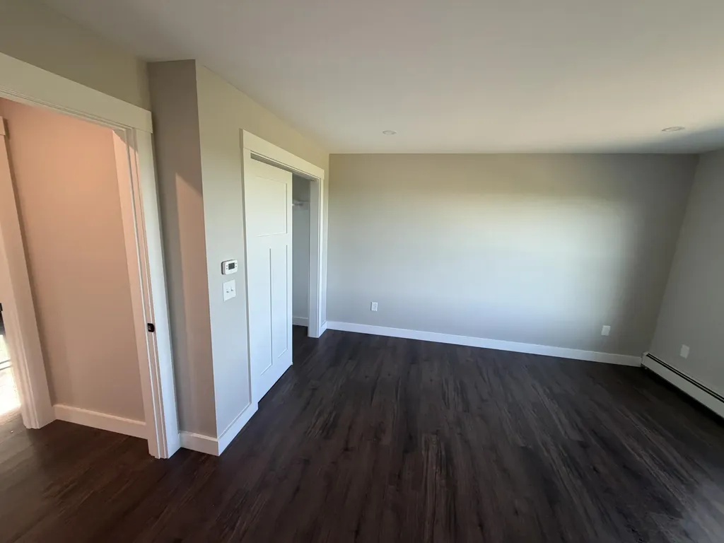 33 Overlook Way W Naples ME 04055