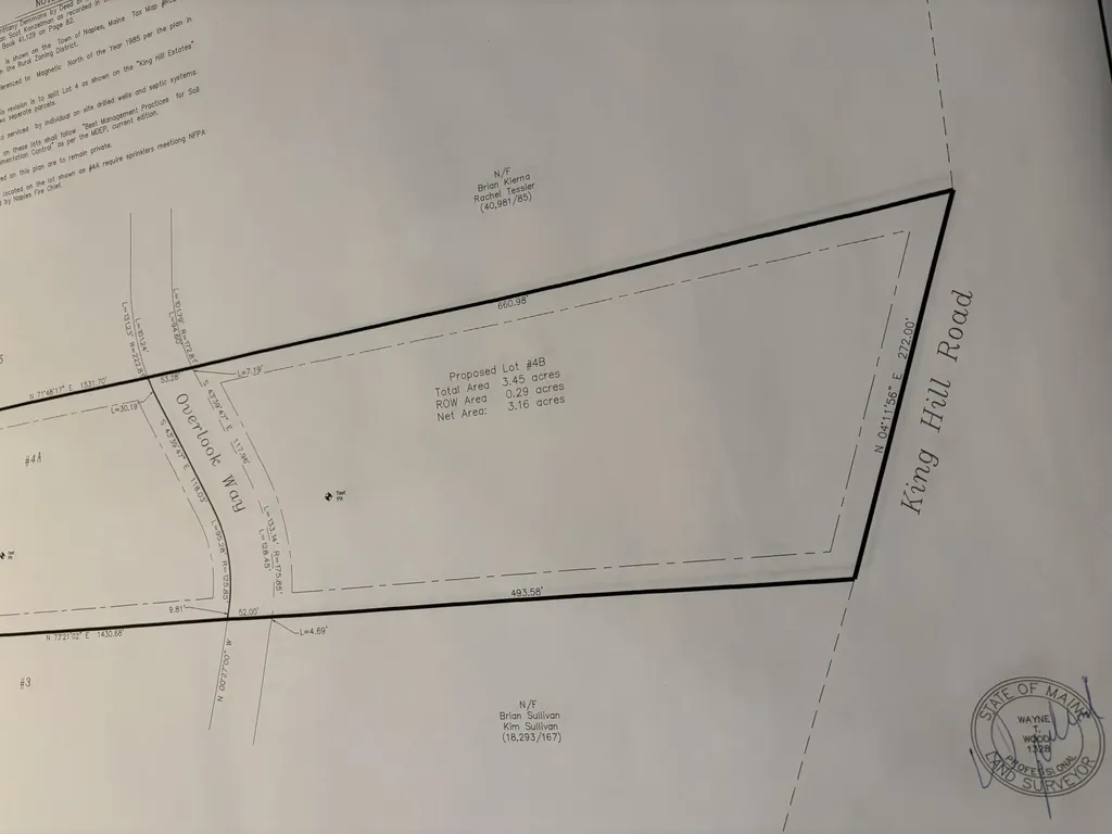 33 Overlook Way W Naples ME 04055