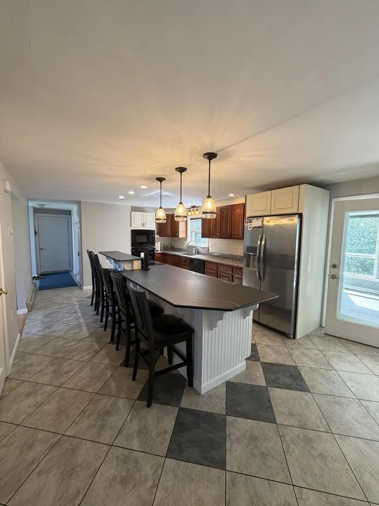 10 Constitution Avenue Hampden ME 04444