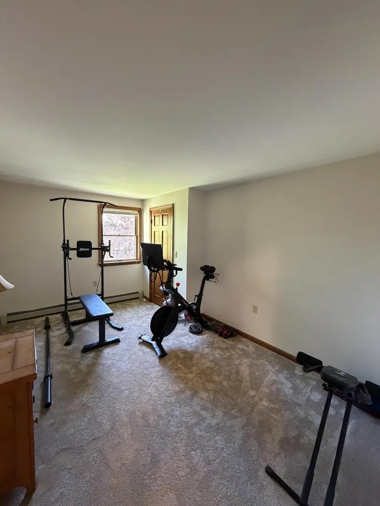 10 Constitution Avenue Hampden ME 04444