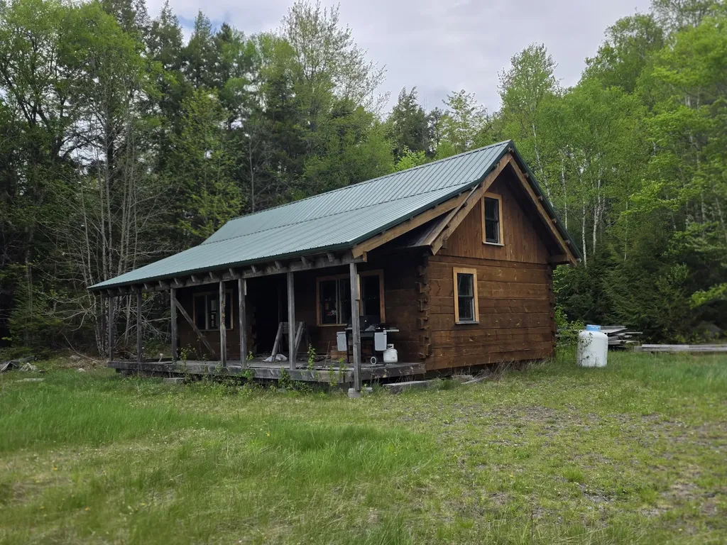 1 W Lake Road Talmadge ME 04492