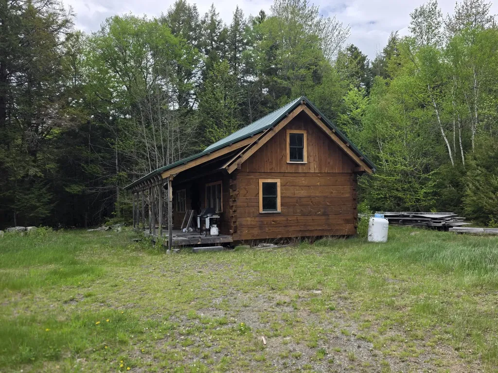 1 W Lake Road Talmadge ME 04492