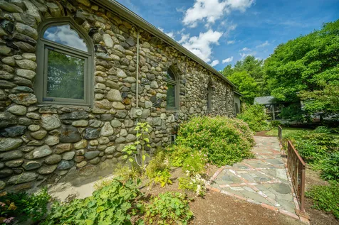 48 Old Searsport Avenue Belfast ME 04915
