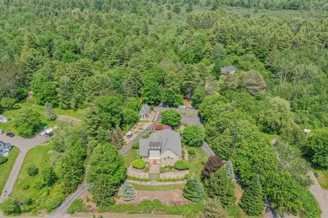 48 Old Searsport Avenue Belfast ME 04915