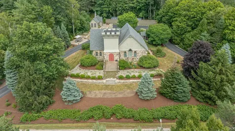 48 Old Searsport Avenue Belfast ME 04915