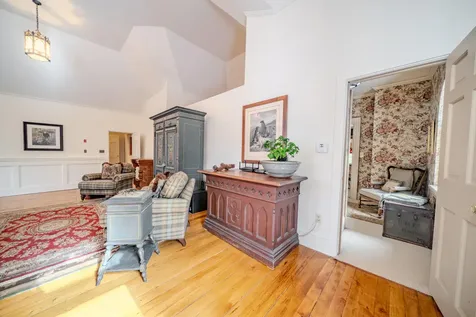 48 Old Searsport Avenue Belfast ME 04915
