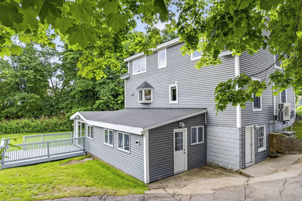 32 Harbor Road Wells ME 04090