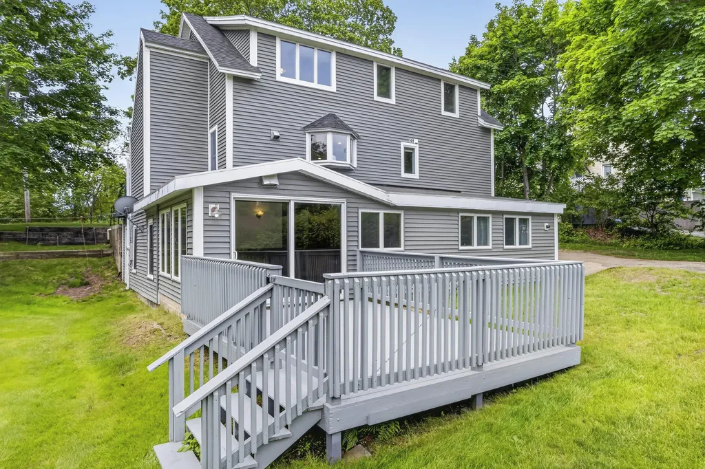 32 Harbor Road Wells ME 04090