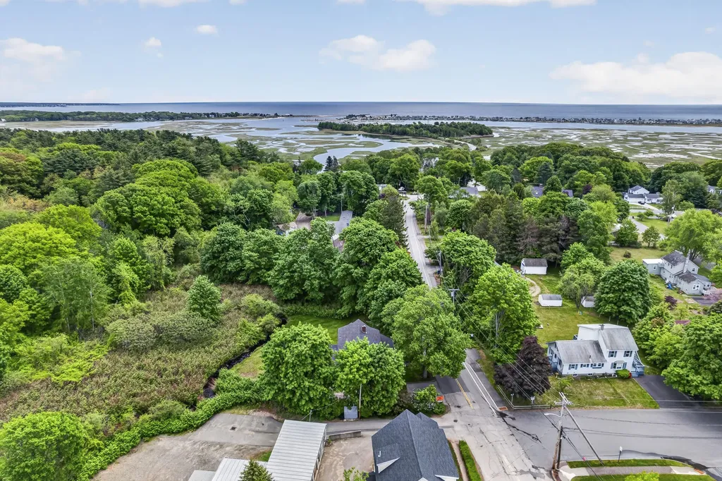 32 Harbor Road Wells ME 04090