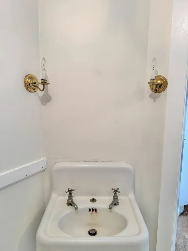 52 Carleton Street Portland ME 04102