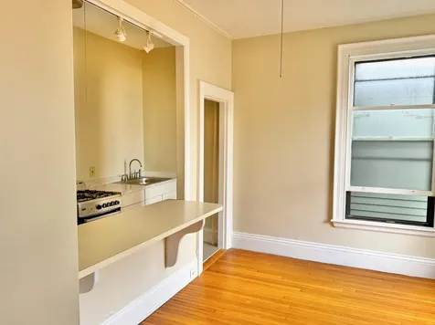 52 Carleton Street Portland ME 04102