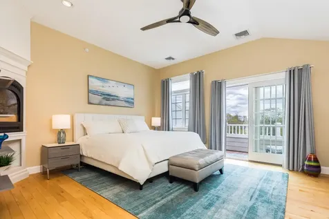 19 Bridge Street Kittery ME 03904