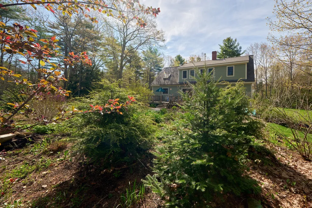 21 Nobleboro Woods Road Nobleboro ME 04555