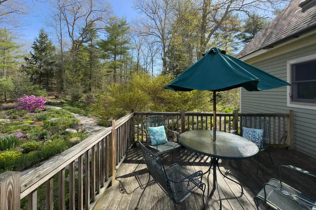 21 Nobleboro Woods Road Nobleboro ME 04555
