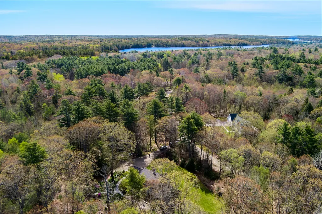 21 Nobleboro Woods Road Nobleboro ME 04555