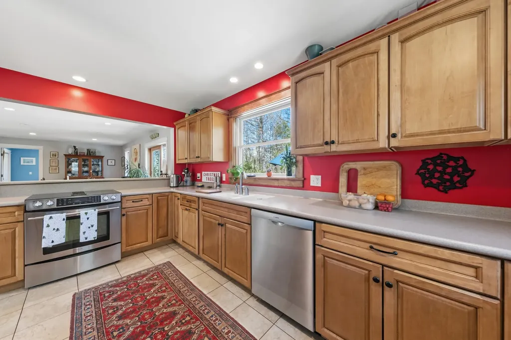 21 Nobleboro Woods Road Nobleboro ME 04555