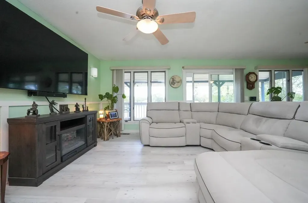 50 Water Street Howland ME 04448