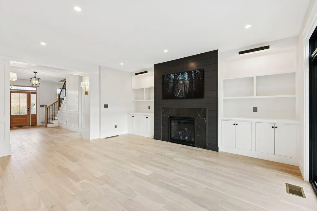 7 Christensen Lane Kennebunk ME 04043