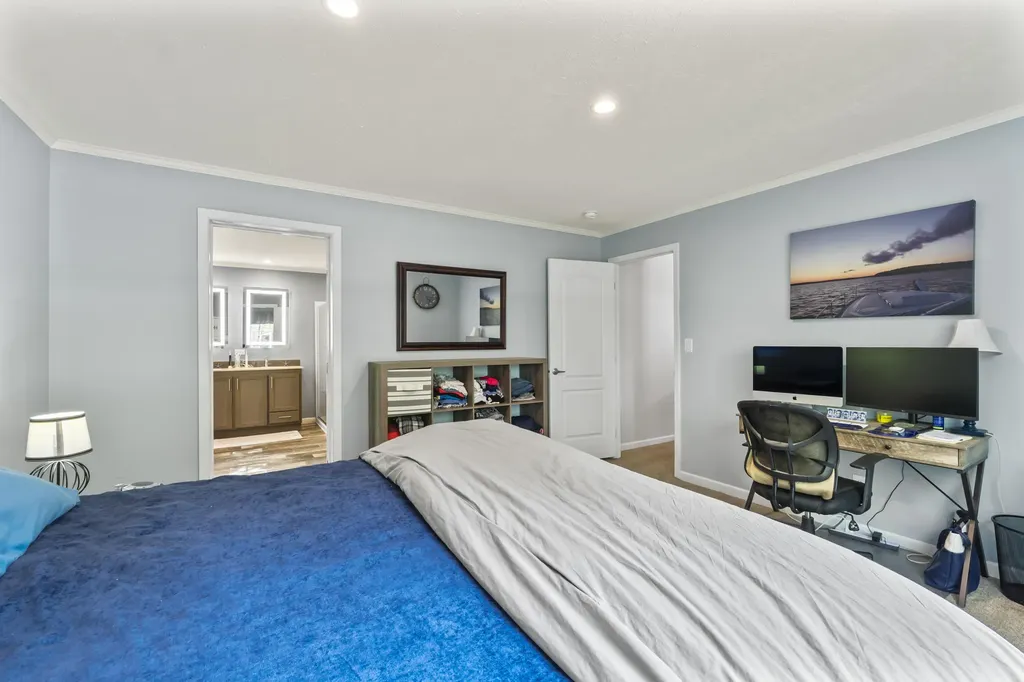 2196 Sanford Road Wells ME 04090