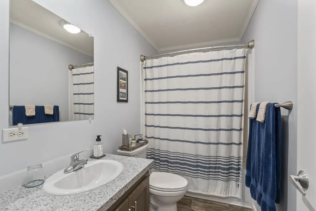 2196 Sanford Road Wells ME 04090