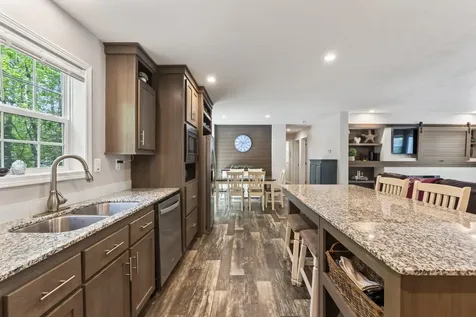 2196 Sanford Road Wells ME 04090