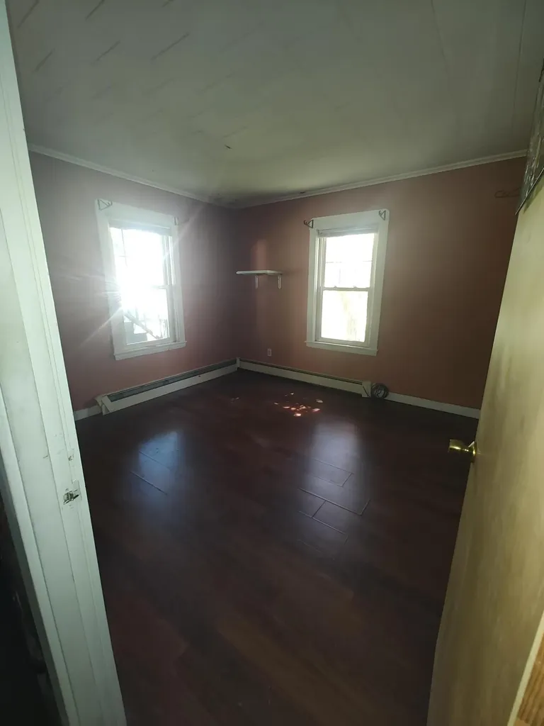 148 Broad Street Auburn ME 04210