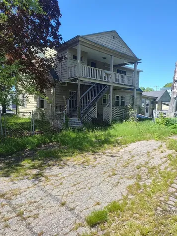 148 Broad Street Auburn ME 04210