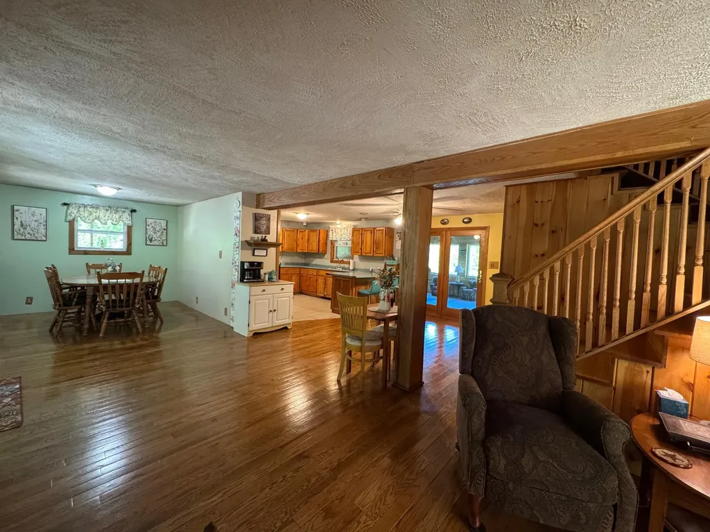 37 Clarks Lane West Gardiner ME 04345